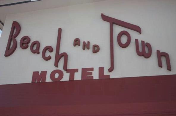 Beach And Town Motel Голливуд Экстерьер фото